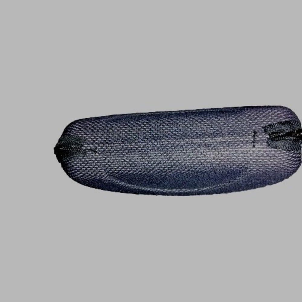 Oakley Sunglasses Hard Case w/ Cleaning Cloth Black Zipper - for Glasses EUC - Picture 5 of 5